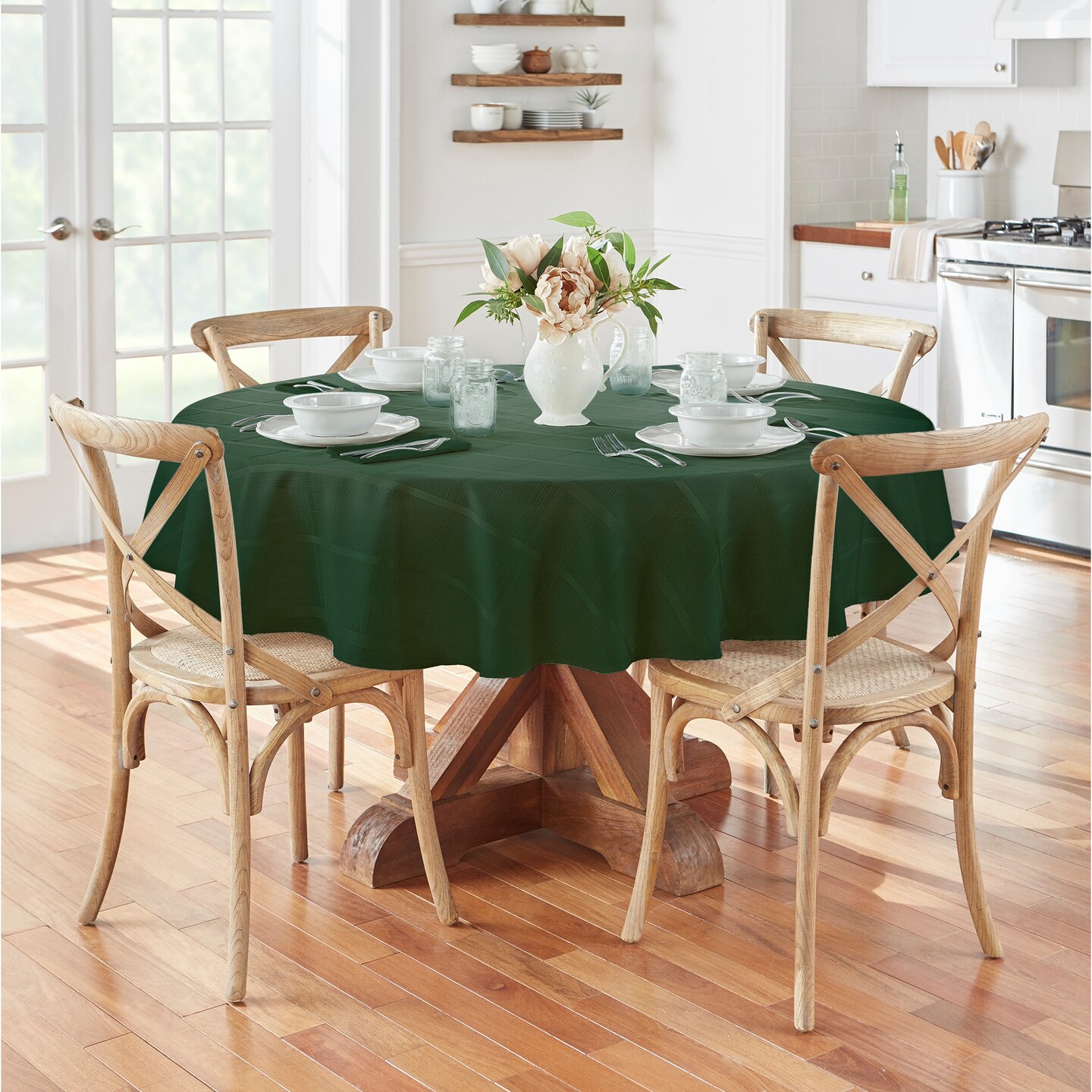 Threadmade Home Elegance Plaid Jacquard Tablecloth, Holly Green - 90"W x 90"L Round