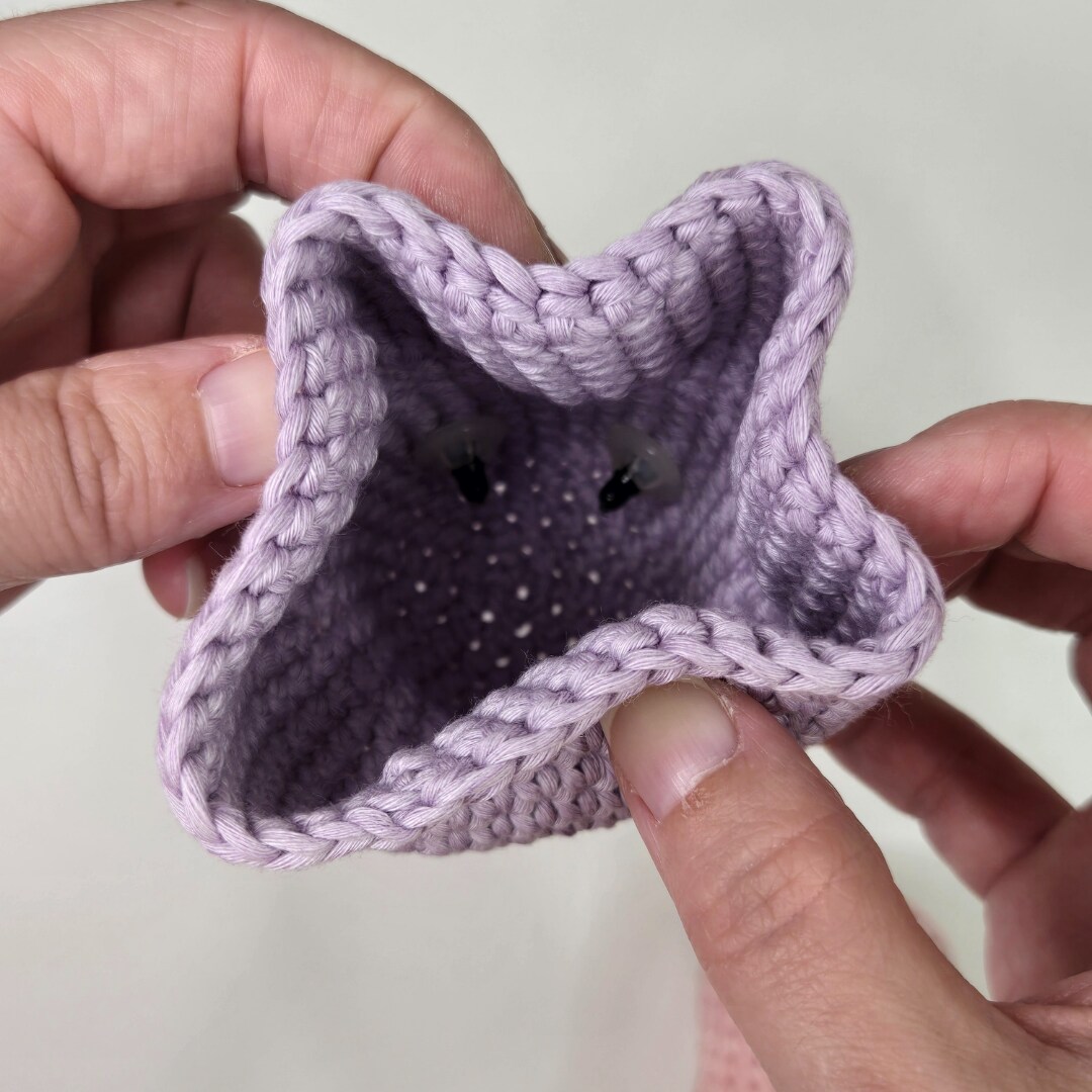How to Crochet a Glow Ghost image 6