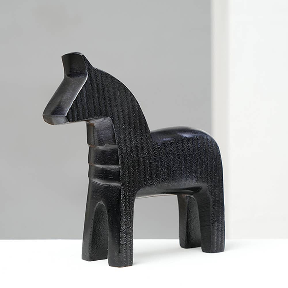 Black Ribbed Horse Sculptures – Modern Aluminum Animal Figurines