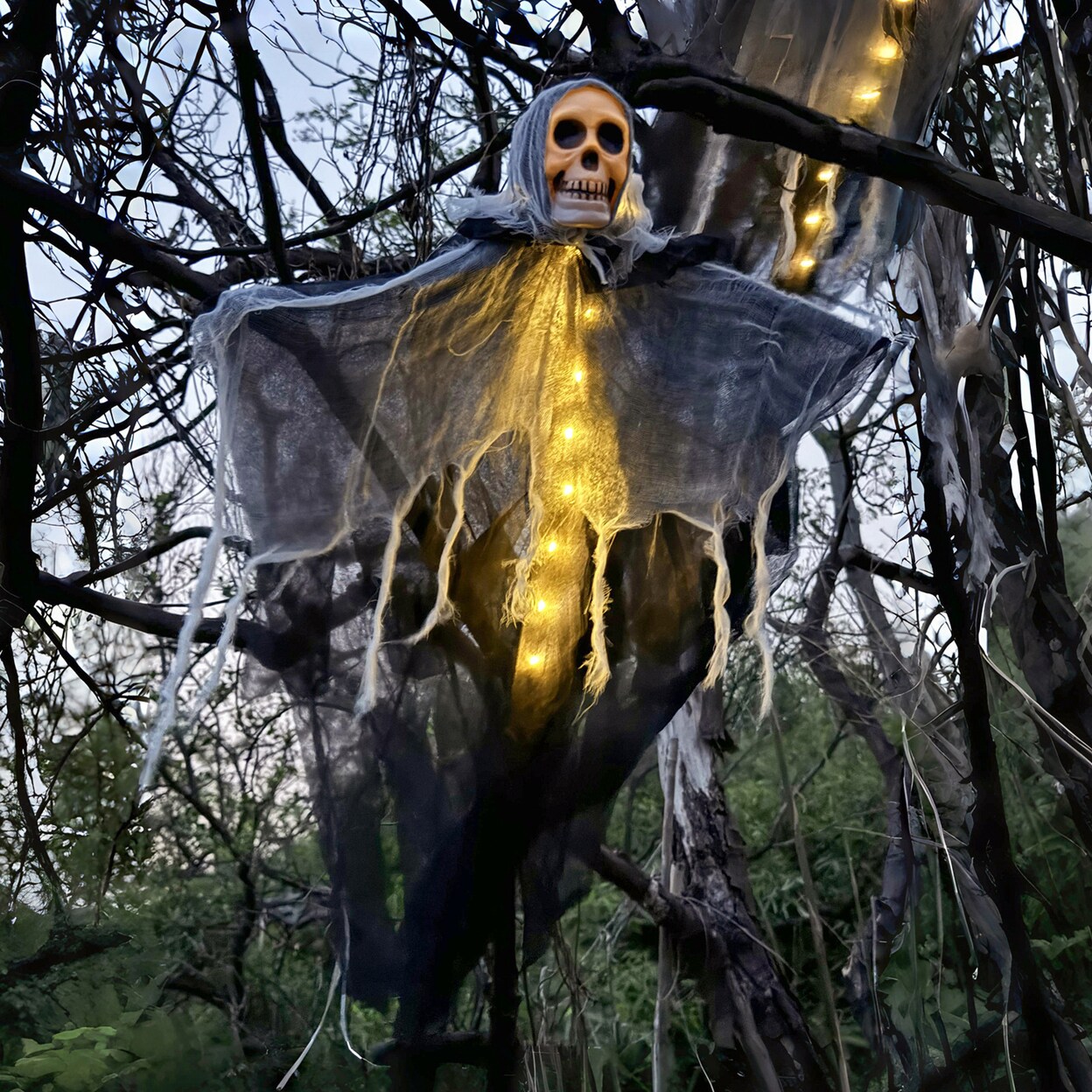 Halloween Hanging Grim Reapers With Led Light Spooky Outdoor Decor Skeleton Flying Ghosts Haunted House Prop Halloween