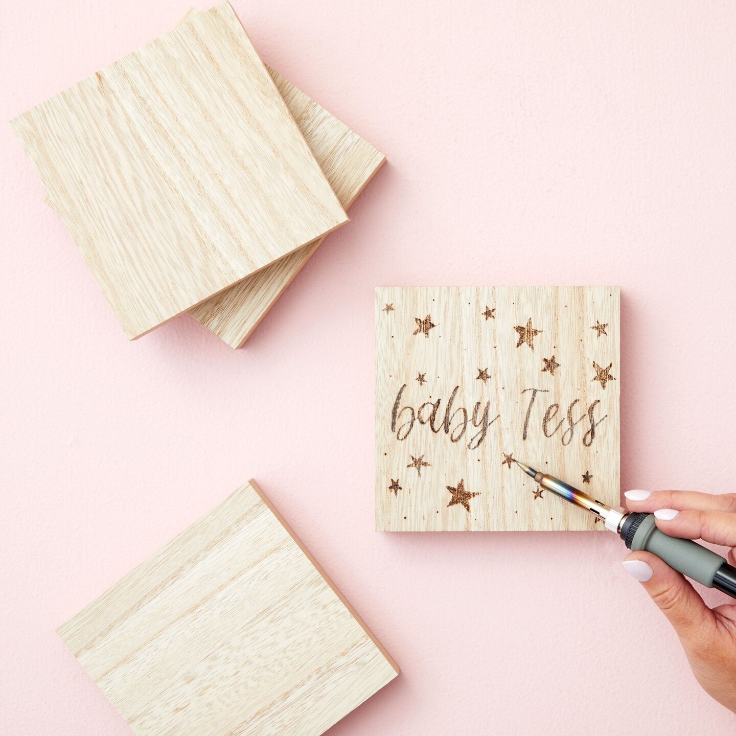 Bright Creations Unfinished MDF Wood Blocks for Crafts, 1 In Thick Wooden Square Blocks (5x5 In, 4 Pack)