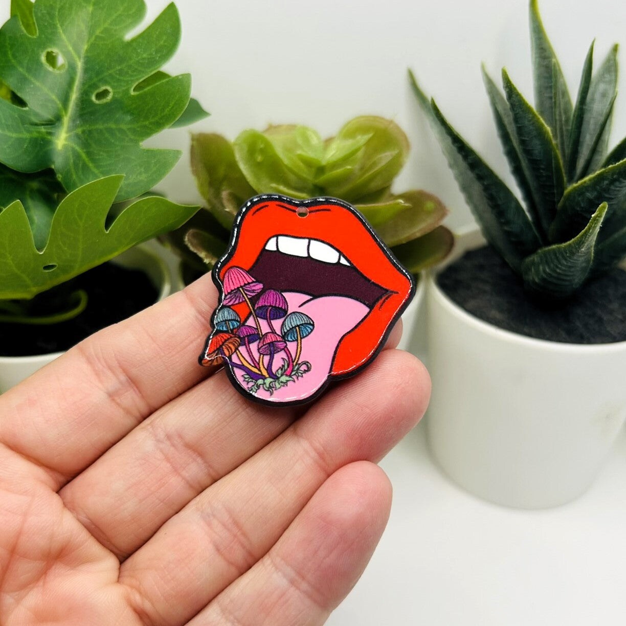1, 4 or 20 Pieces: Red Mushroom Mouth Pendants