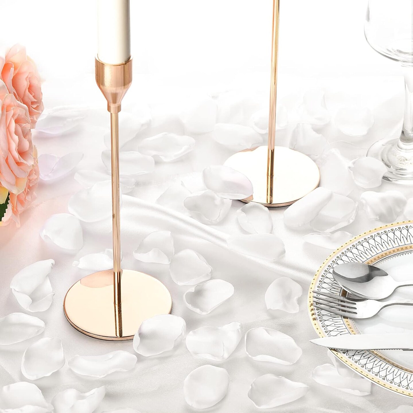 Artificial White Rose Petals 300pcs Silk Rose Petals Fake Flower Petals for Wedding Flower Girl Basket Valentines Day Anniversary Proposal Ceremony Romantic Night Party Decoration