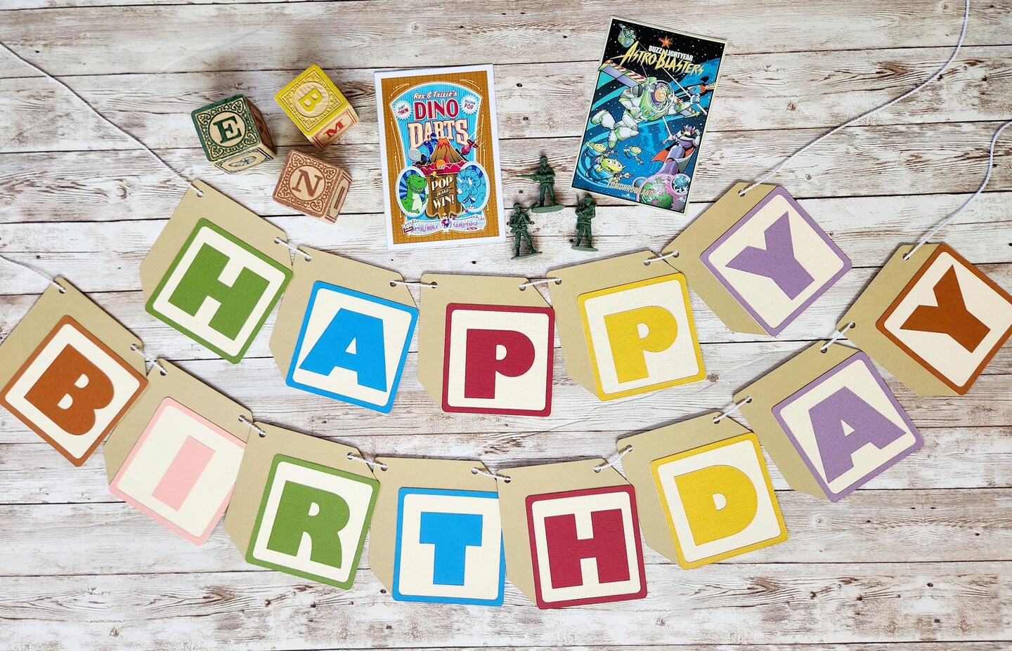 Kit Décoration Complète Anniversaire Toy Story - Bannière 5x3ft, Assiettes, Ballons, Accessoires