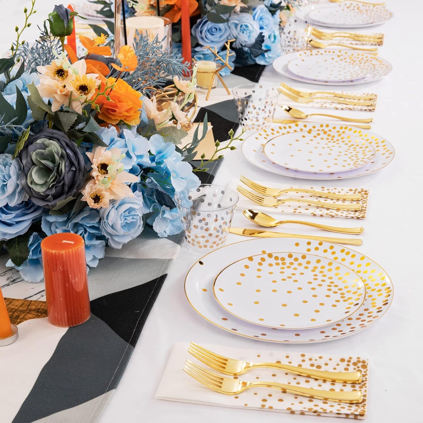 350-Piece White and Gold Plastic Dinnerware Set – 2025 Graduation Party Supplies, Featuring Gold Dot Plates, Napkins, Cups, and Cutlery for Graduation Celebrations.