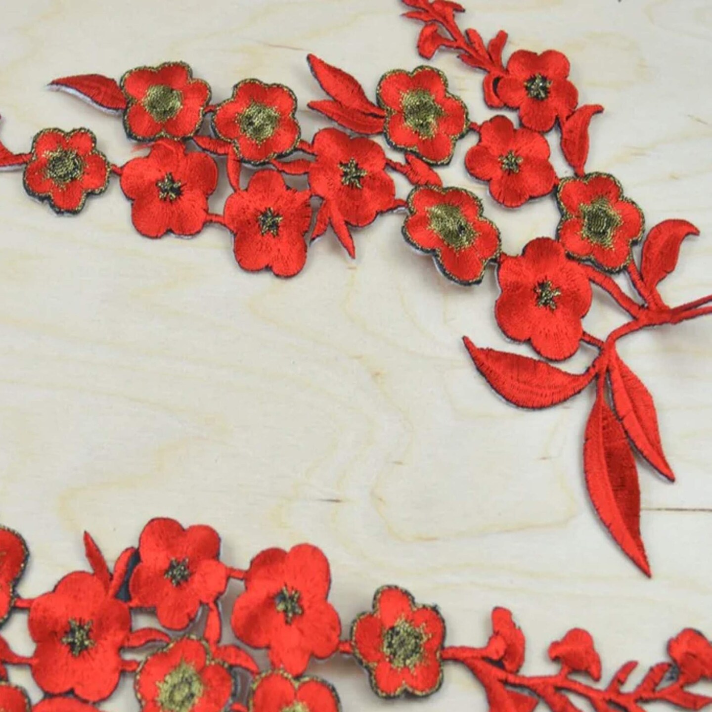 2 Pieces Red Gold Floral Appliques Embroidered Iron-On Flower Patches for Dresses, DIY & Costumes