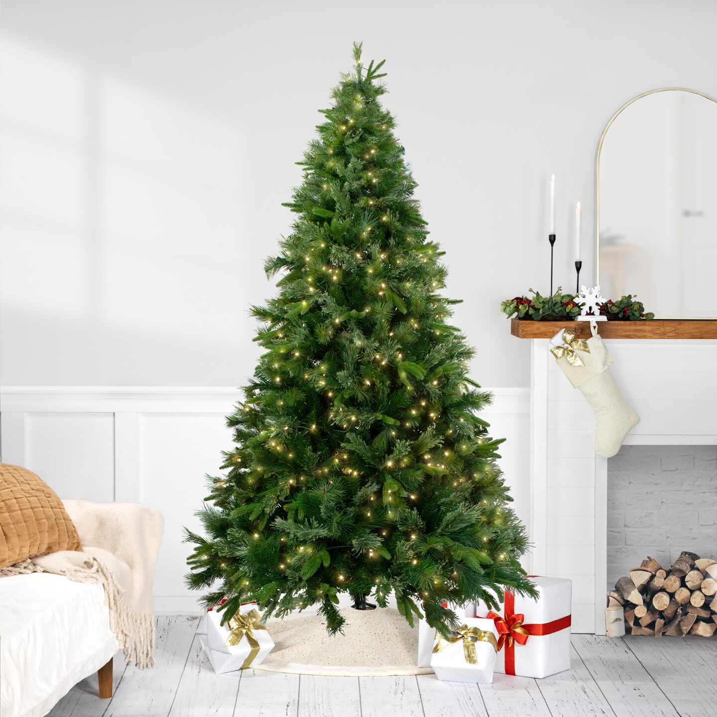Northlight 6.5&#x27; Pre-Lit Full Ashcroft Cashmere Pine Artificial Christmas Tree - Warm Clear LED Lights