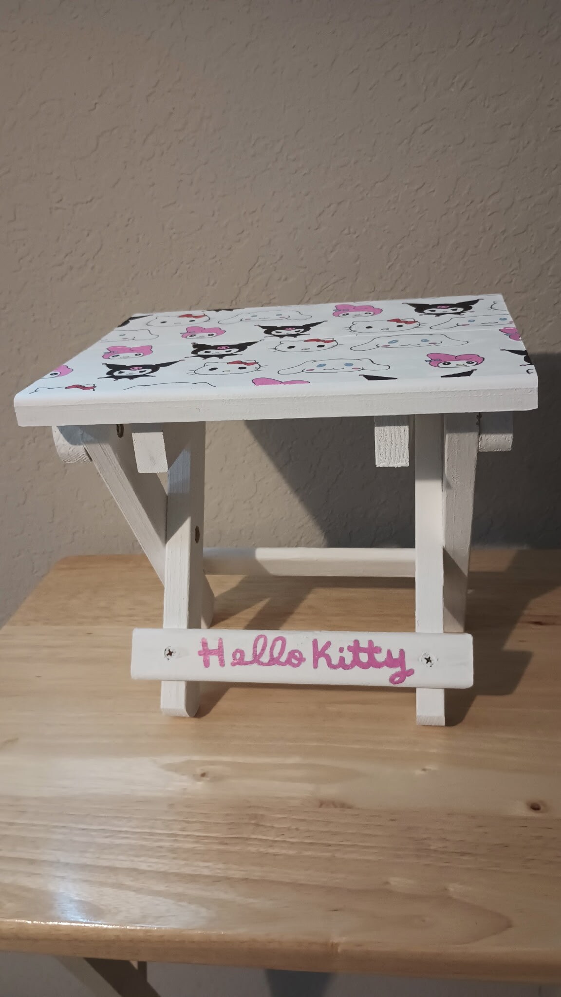 Hello Kitty Table | MakerPlace by Michaels