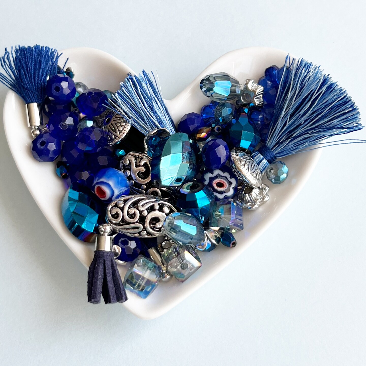 Jesse James Beads Mini Bead Mix in Blueberry Pie