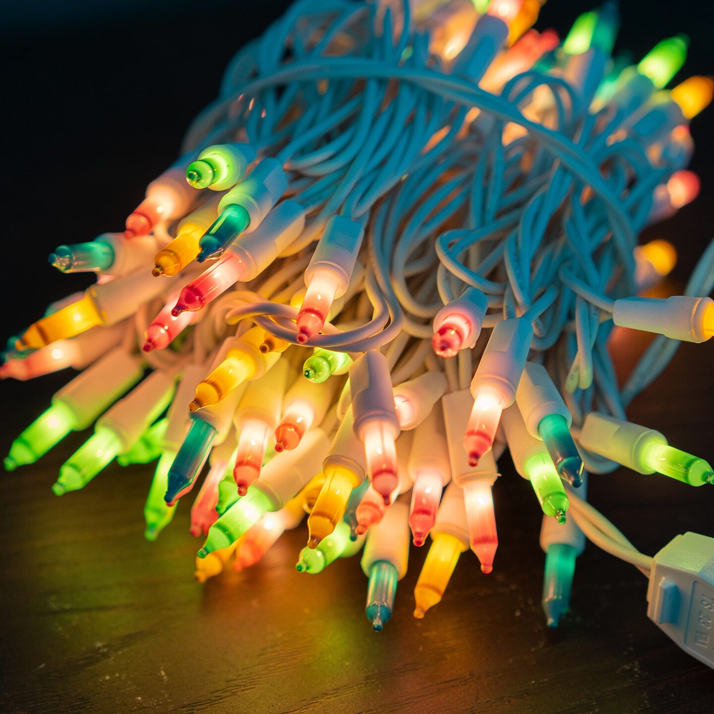 20 FT 100 Pieces Easter Mini String Lights, Connectable Plug in Incandescent String Lights White Wire for Indoor Outdoor Party Yard Holiday Home Easter Decorations, Multi-Colored