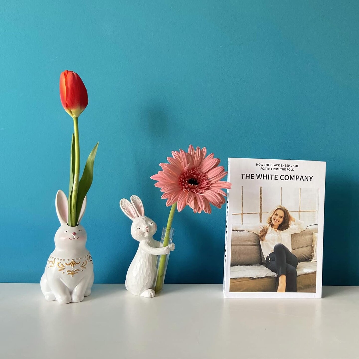 Easter Rabbit Figure Flower Vase, Sculpted Hand-Painted Resin Figurine Statue, Inner Peace Home Decor House Warming Birthday Friendship Figurines Gifts - Pearl White