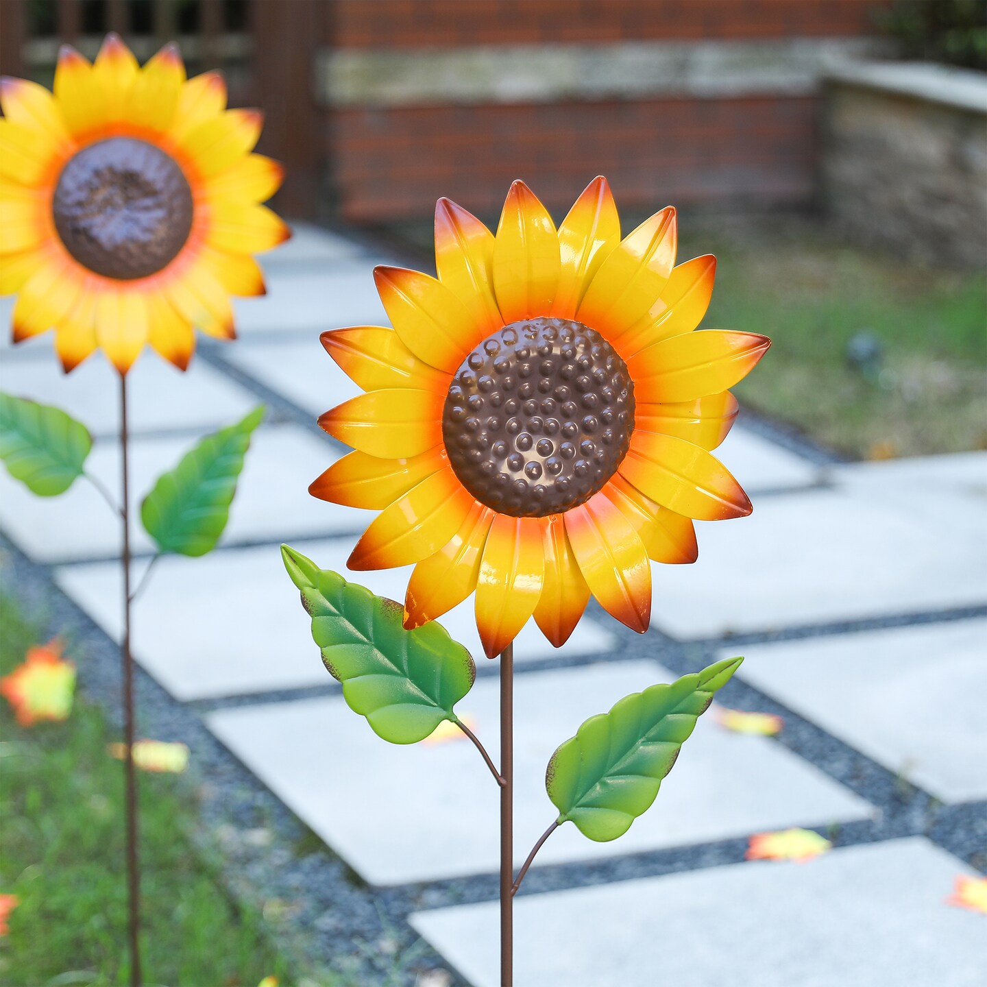 Set of 2 42&#x22;H Fall Metal Sunflower Yard Stakes(KD)