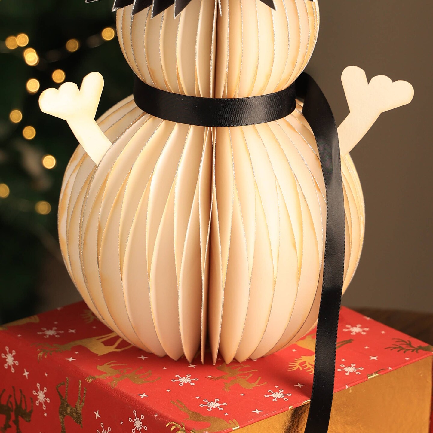 Honeycomb Handmade Paper Snowman - Large, Set of 2