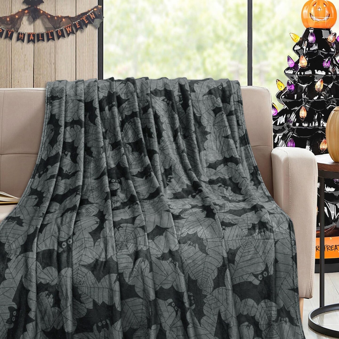 Halloween Bat Blanket, Halloween Flannel Throw Blankets, Halloween Blankets and Throws, Spooky Blanket, Grey, 50 X 60 Inches