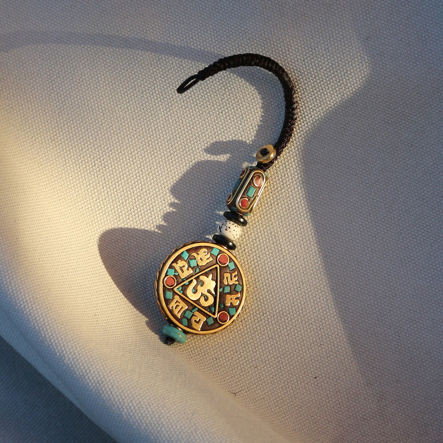 Tibetan Buddhist Om Prayer Symbol Keychain Zipper Charm, Om