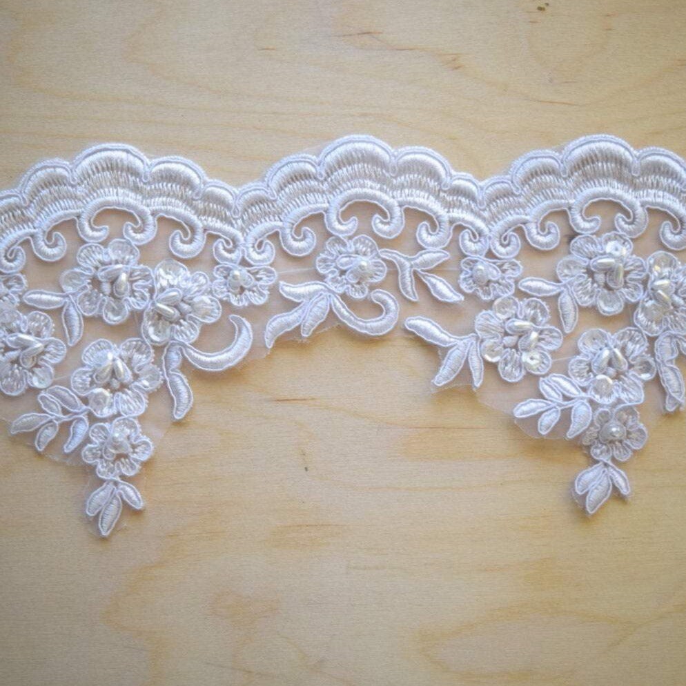 1 Yard White Beaded Floral Scalloped Bridal Lace Trim 5 Inch Wide