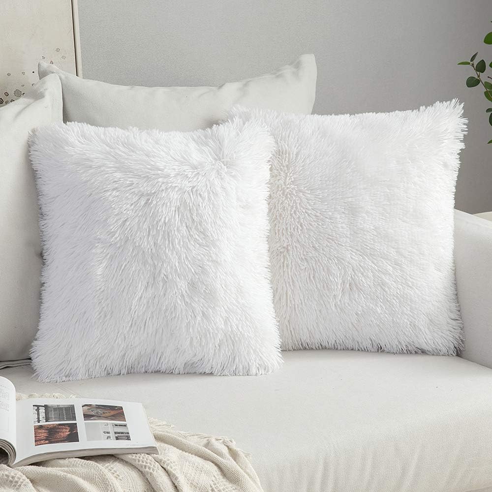 Pack of Decoration 2 Luxury Faux Fur Throw Pillow Covers Deluxe Winter Cute Decorative Plush Pillow Case Cushion Cover Shell for Sofa Bedroom Car 20x20 Inch White