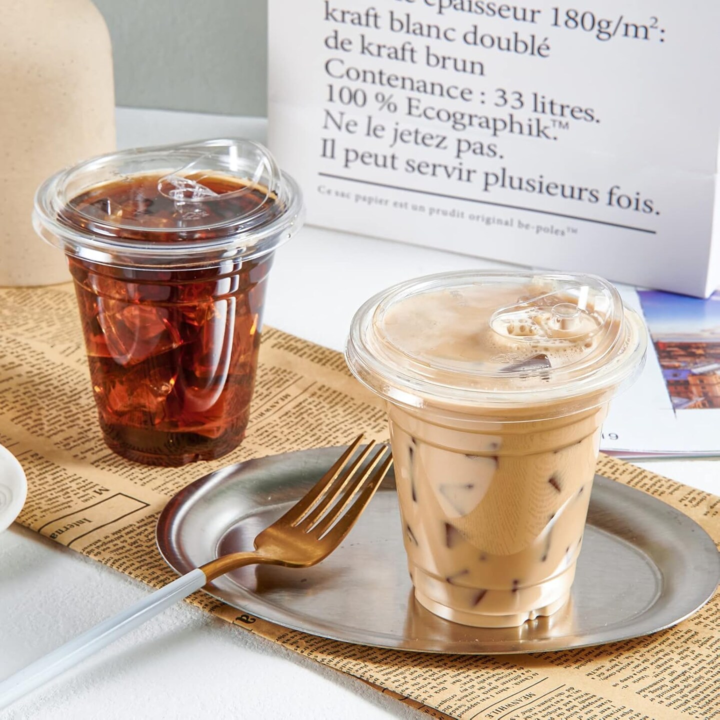 Clear Plastic Cups With Strawless Sip Lids, Disposable Plastic Cups With Sip Through Lids for Ice Coffee, Smoothie, Slurpee, or Any Cold Drinks