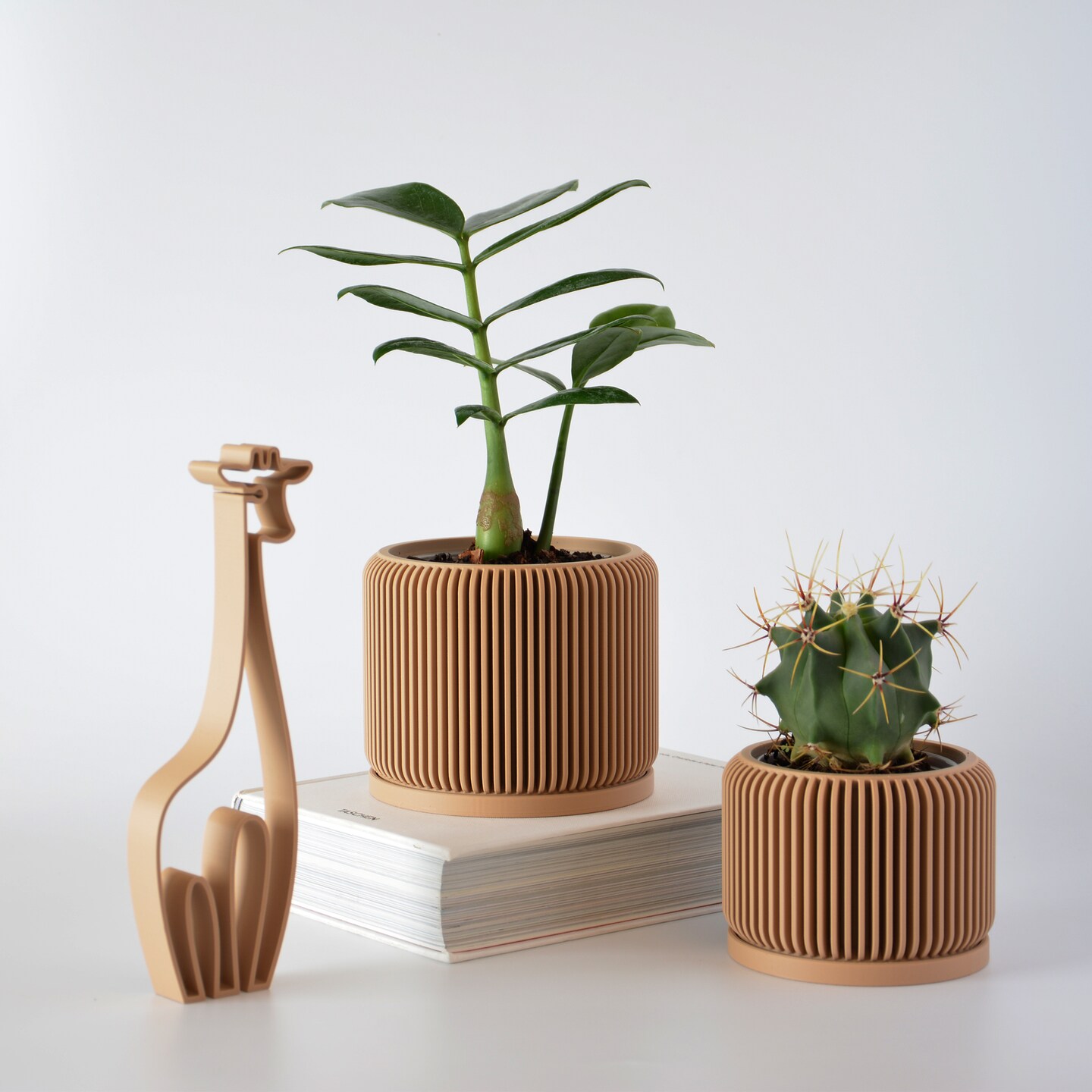Indoor Planter Pot, Minimalistic Planter with Drip Saucer Tray, Pot with  Drainage, Succulents pot, Succulent Planter with drainage and tray |  MakerPlace by Michaels