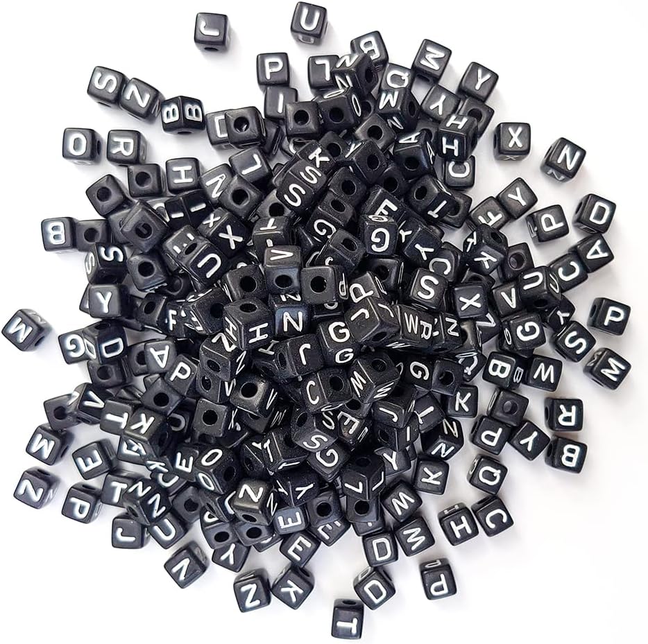 300 PCS Large Cube Alphabet Beads (10&#xD7;10mm) &#x2013; A&#x2013;Z Black Acrylic Letter Beads for Jewelry &#x26; Crafts