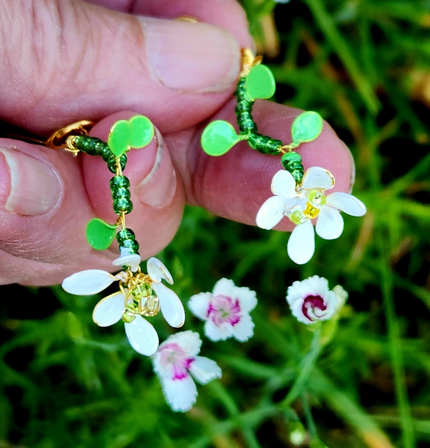 Beaded White Daisy Dangling Earrings with Gold Wire Wrapping. Hand