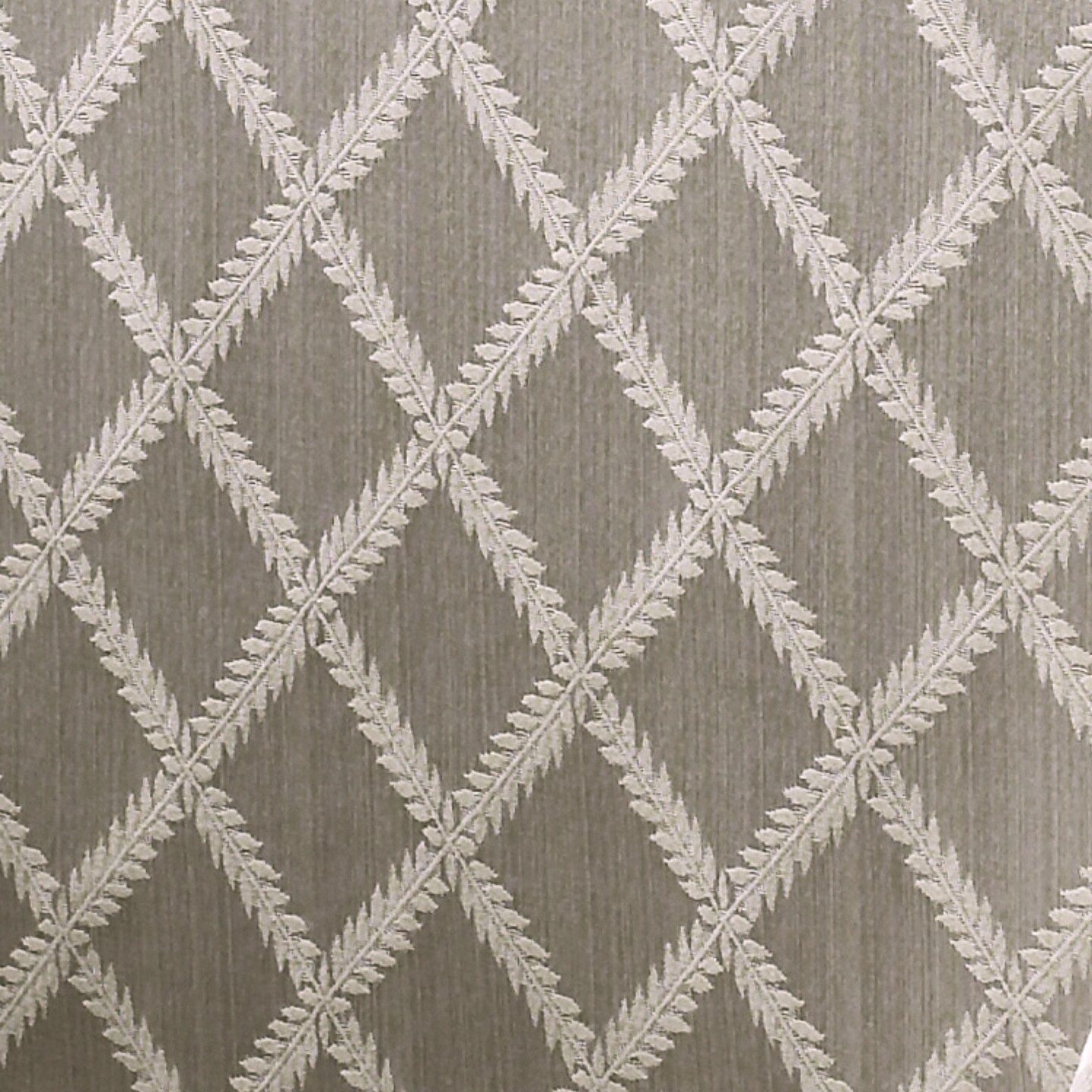 Lenox Laurel Leaf Tablecloth, Platinum - 70"W x 86"L Rectangle