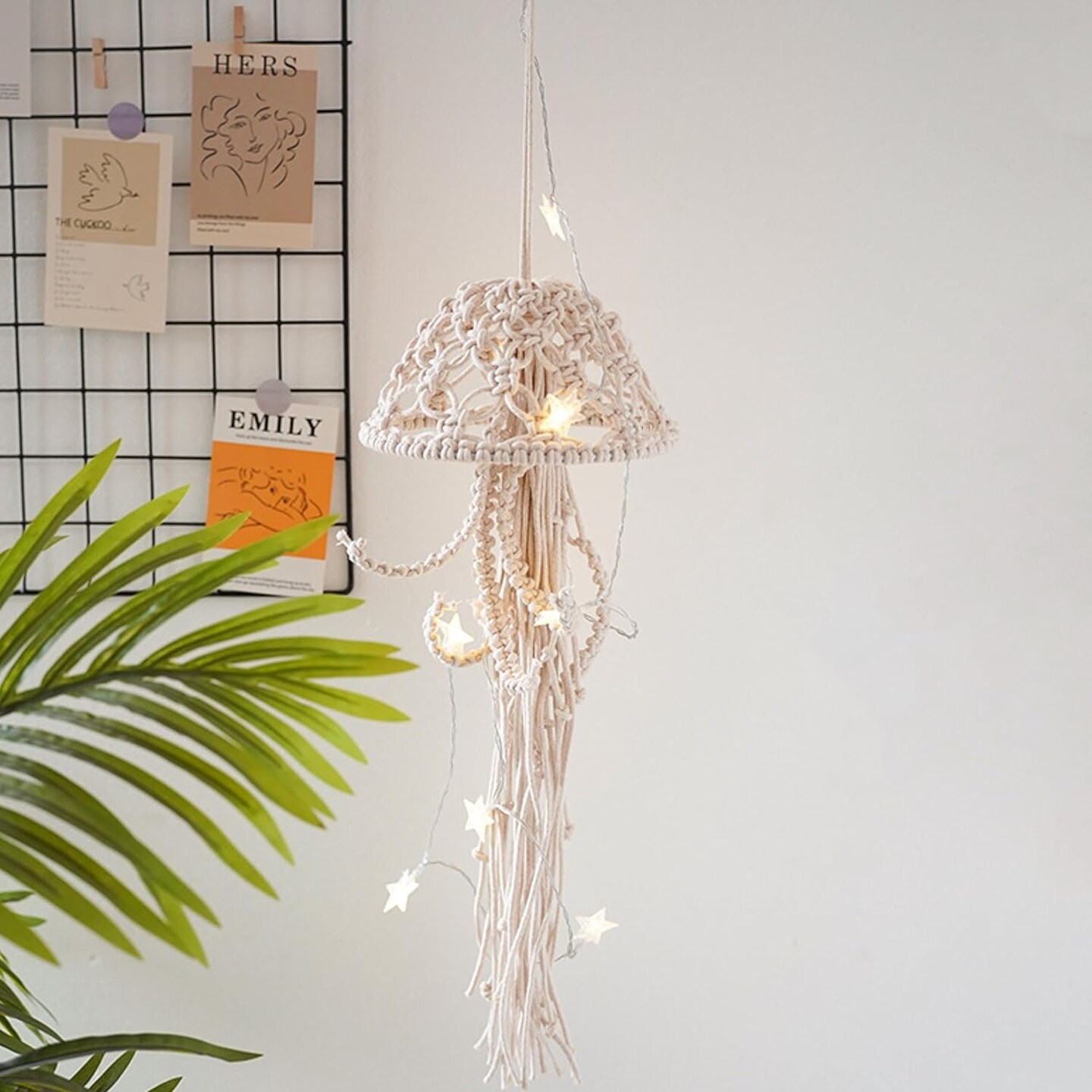 Macrame Wall Hanging,Jellyfish Dream Catcher with Star Lights,Bohemian Woven Wall Art Decor Beautiful Apartment Dorm Room Door Decoration