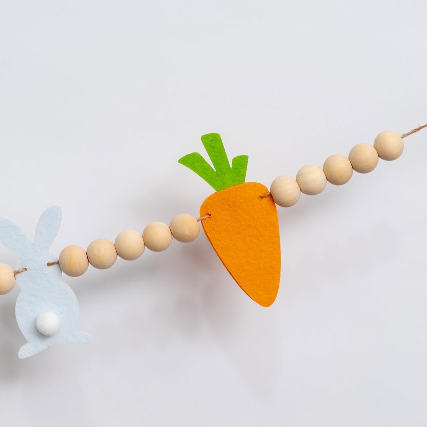 Easter Bunnies & Carrots Garland – Felt Bunny & Wooden Beads Banner for Wall, Fireplace, Party Table & Spring Decorations