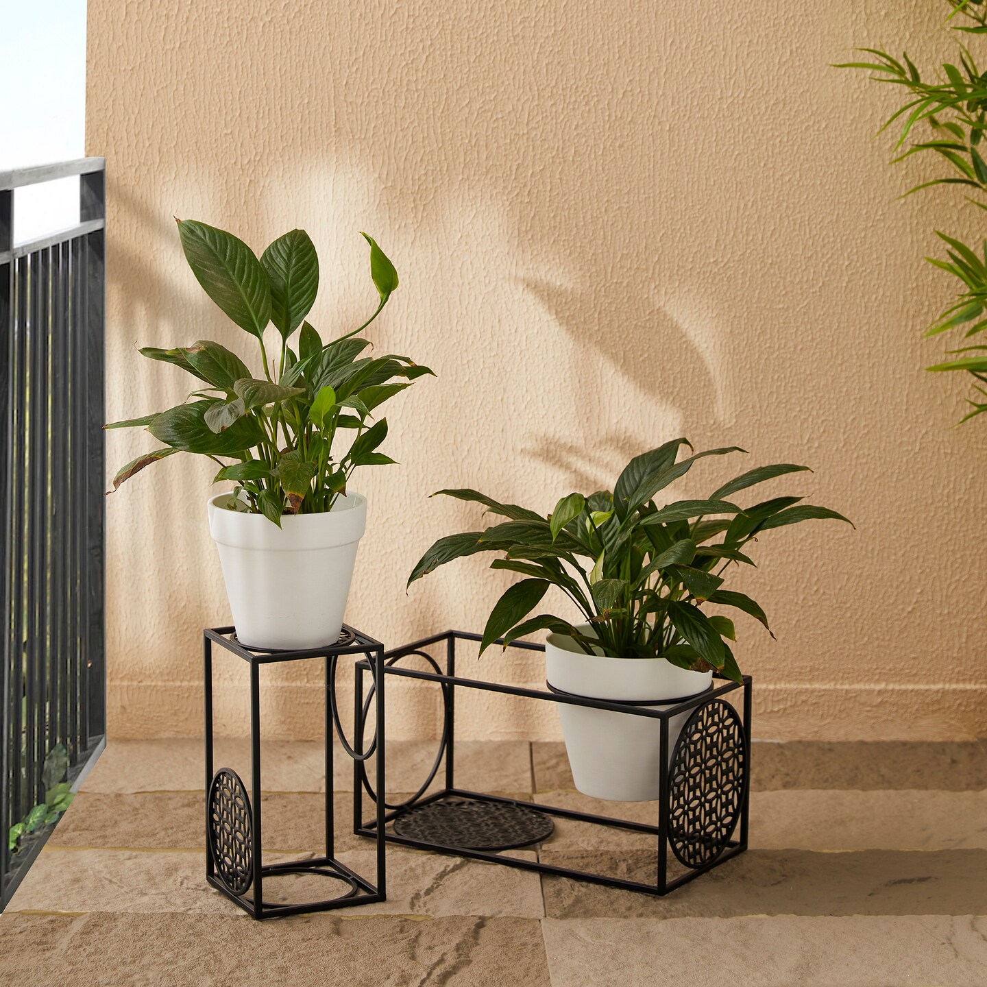 Set of 2 Black Metal Wire Rectangular Nesting Planter Stand