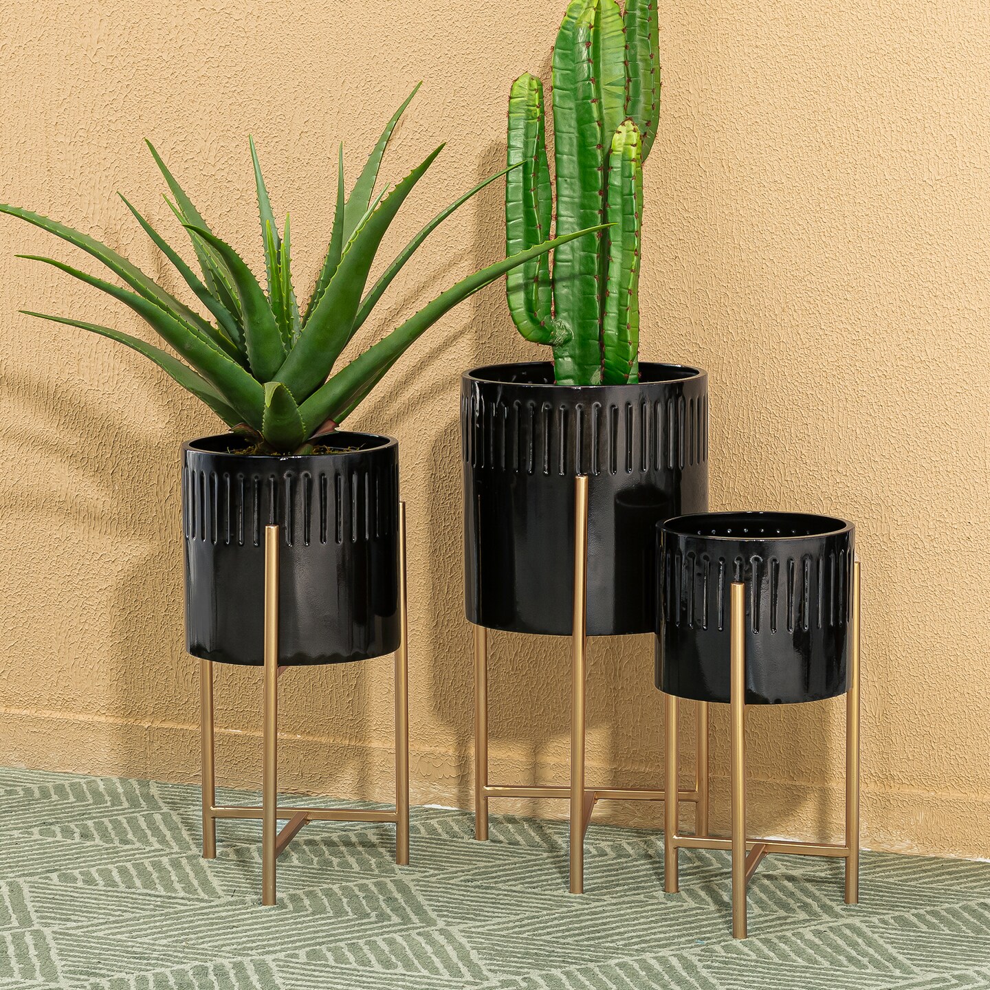 Set of 3 Washed Metal Planter Stand