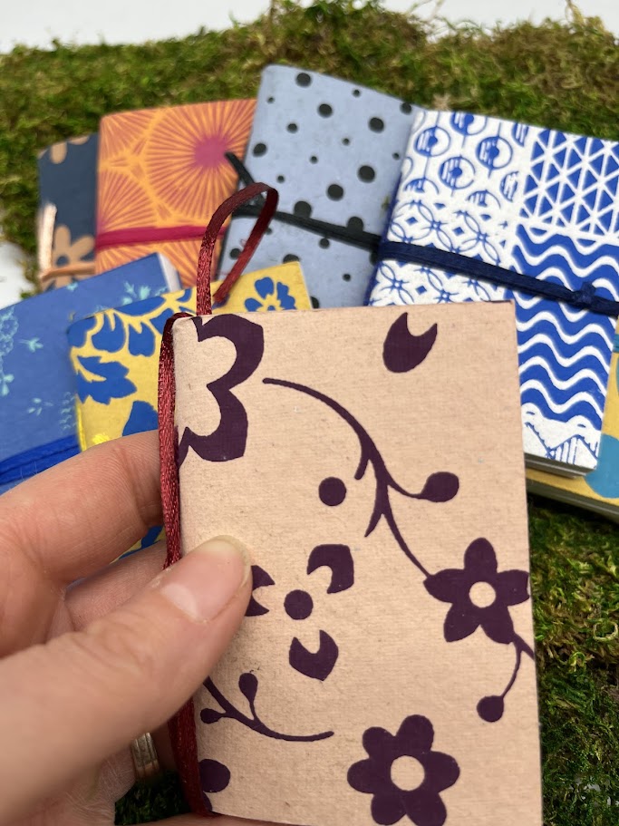 Gardener&#x27;s Mini Pocket Notebook - Sustainable