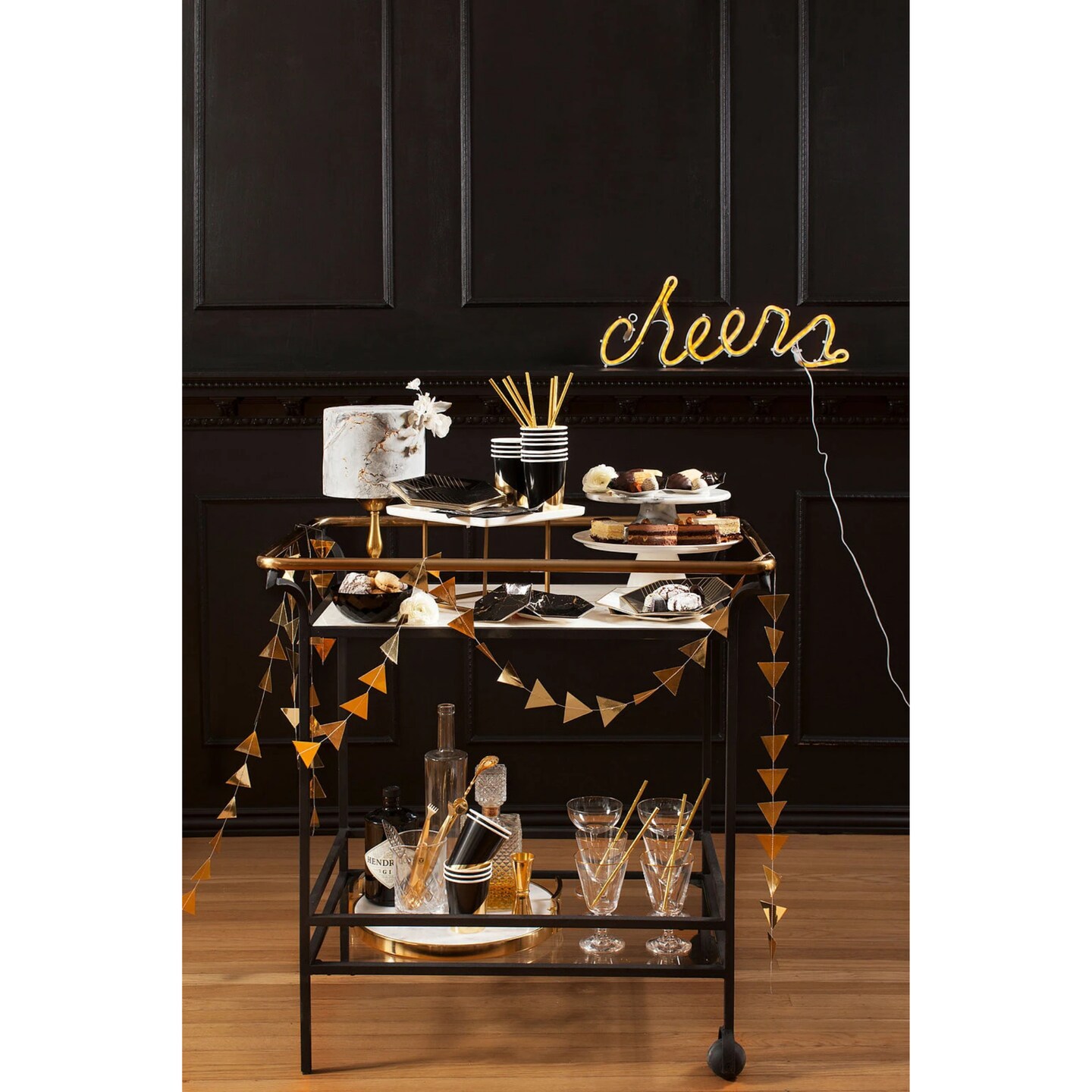 NOIR BLACK &#x26; GOLD COLORBLOCK CUP