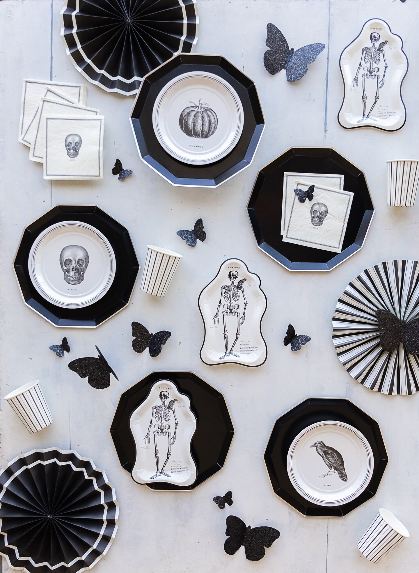 ELEGANT SKELETON SHAPED PLATE