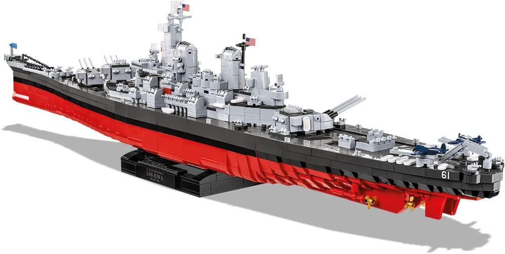 COBI Historical Collection World War II IOWA-Class Battleship, 4-in-1 EXECUTIVE EDITION