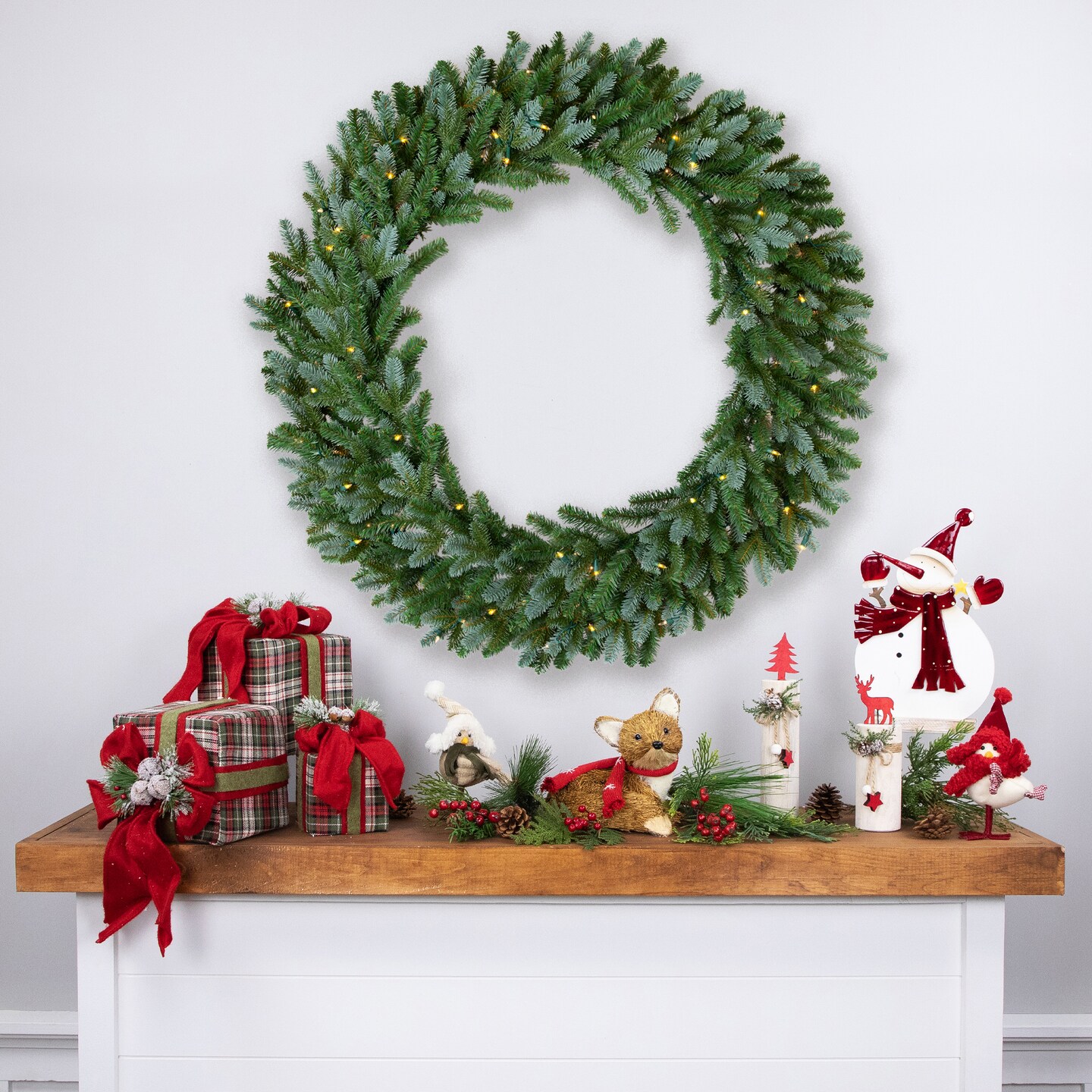 Northlight Pre-Lit Artificial Blue Spruce Christmas Wreath - 48" - Clear