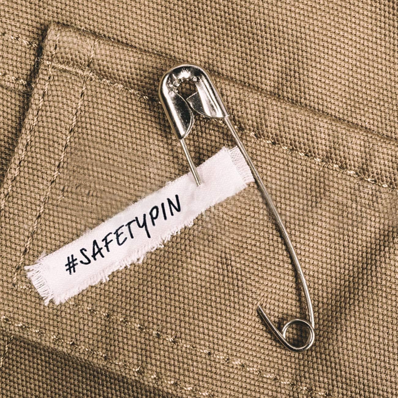 300PCS Safety Pins – 2.2in Nickel Silver Metal, Multipurpose & Extra Strong