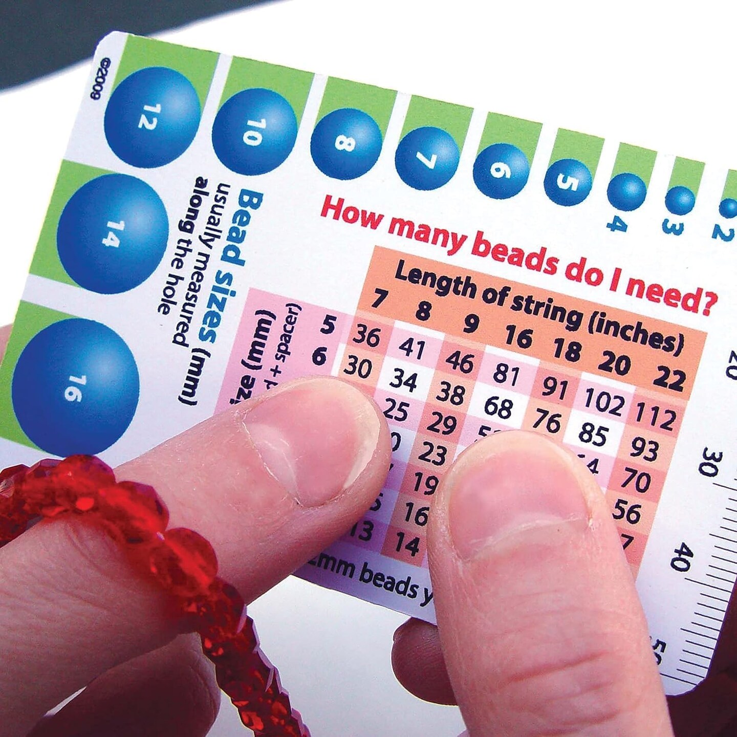 The Beadsmith Bead Oracle &#x2013; Beader&#x2019;s Reference Card &#x2013; Wallet Sized &#x2013; Resource to Determine Bead Sizes, Wire Gauge Conversion Chart, Measurement Comparisons &#x26; Project Quantities