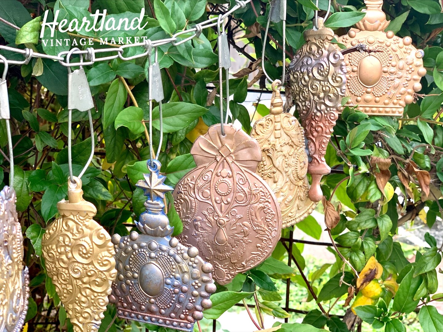Redesign Decor Moulds&#xAE; - Victorian Adornments - 5&#x22;x8&#x22;, 8mm thickness Copyright #VA0002330556