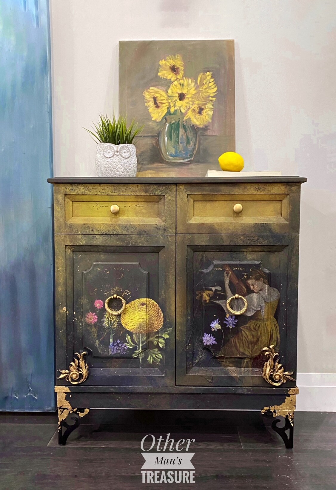 Redesign Decor Moulds® - Antique Scrolls - 8"x5", 8mm thickness Copyright #VA0002326270