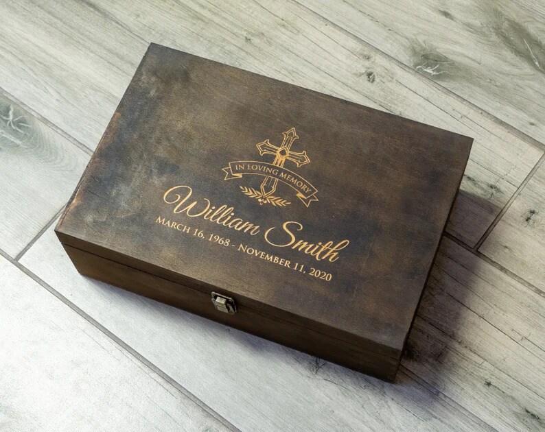 アワーメモリーズ　our memories for life　プレゼント柄パンチ Freshpunch/フレッシュパンチ・Case & Comb ＆ Mirror & Handkerchief