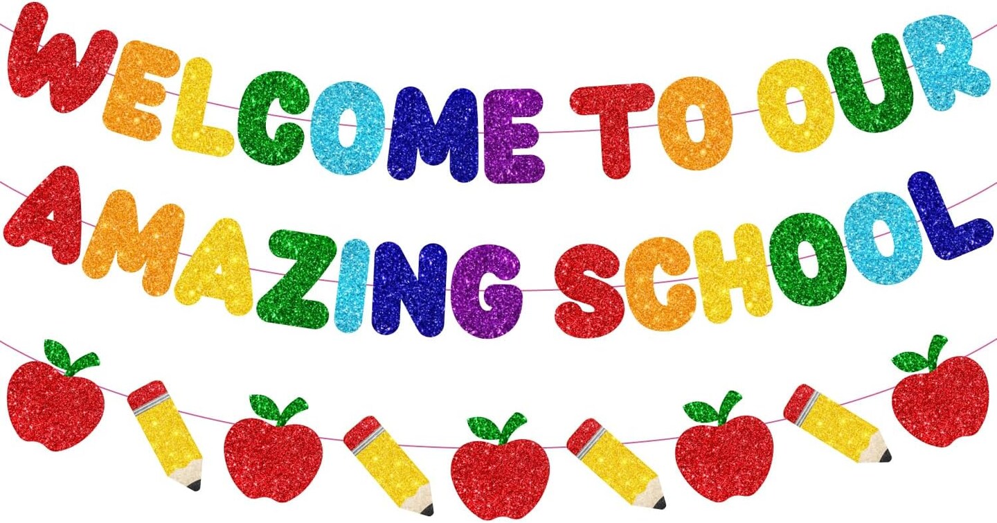 Welcome To School Banner (red and pink) 4&#x22;L x 4&#x22;W