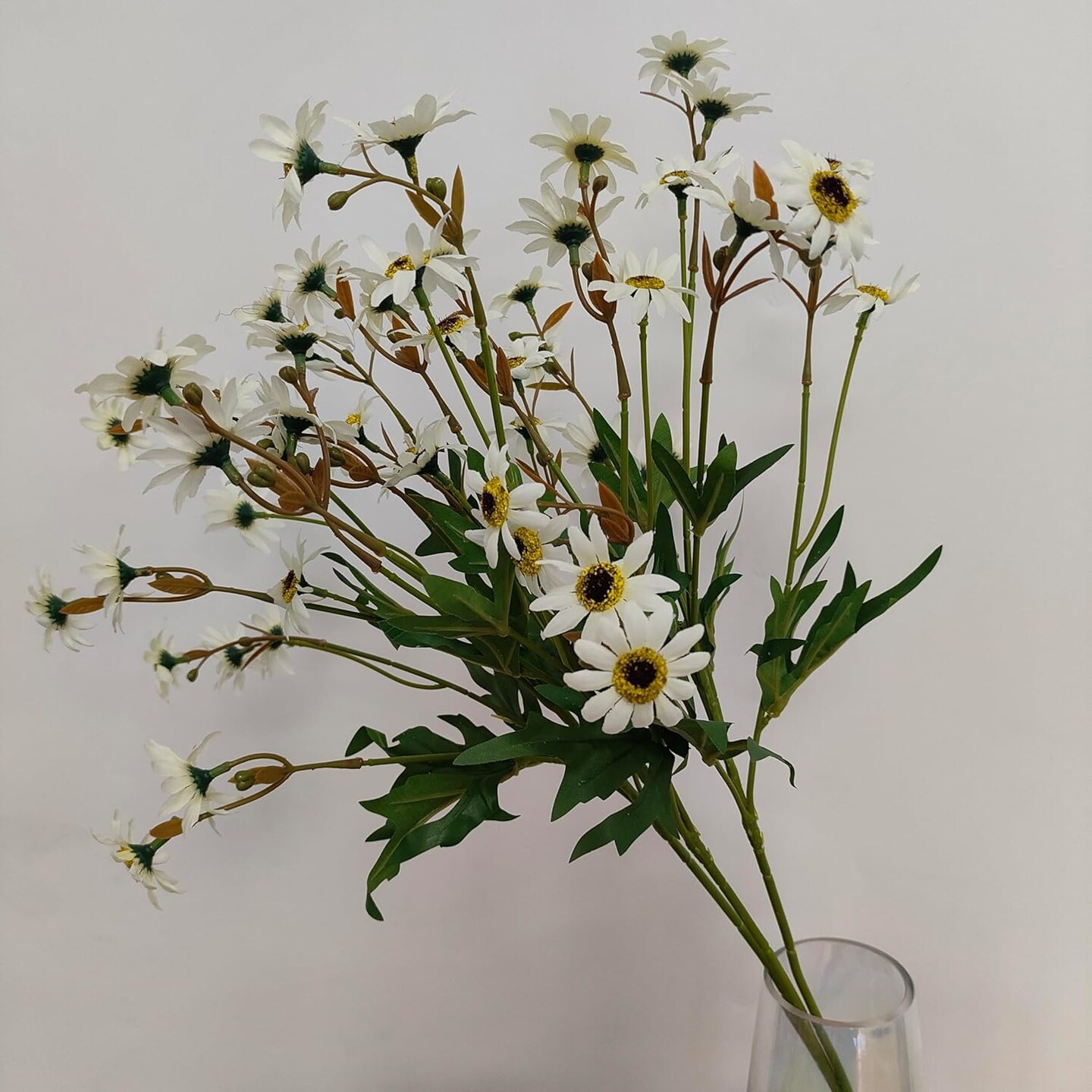 Summer White Daisy Artificial Flowers forTabletop Decor , Artificial White Daisies,6 Bouquets Fake Daisies Flowers,Faux Daisies for Home Table Centerpieces Arrangement Decoration (6, White)