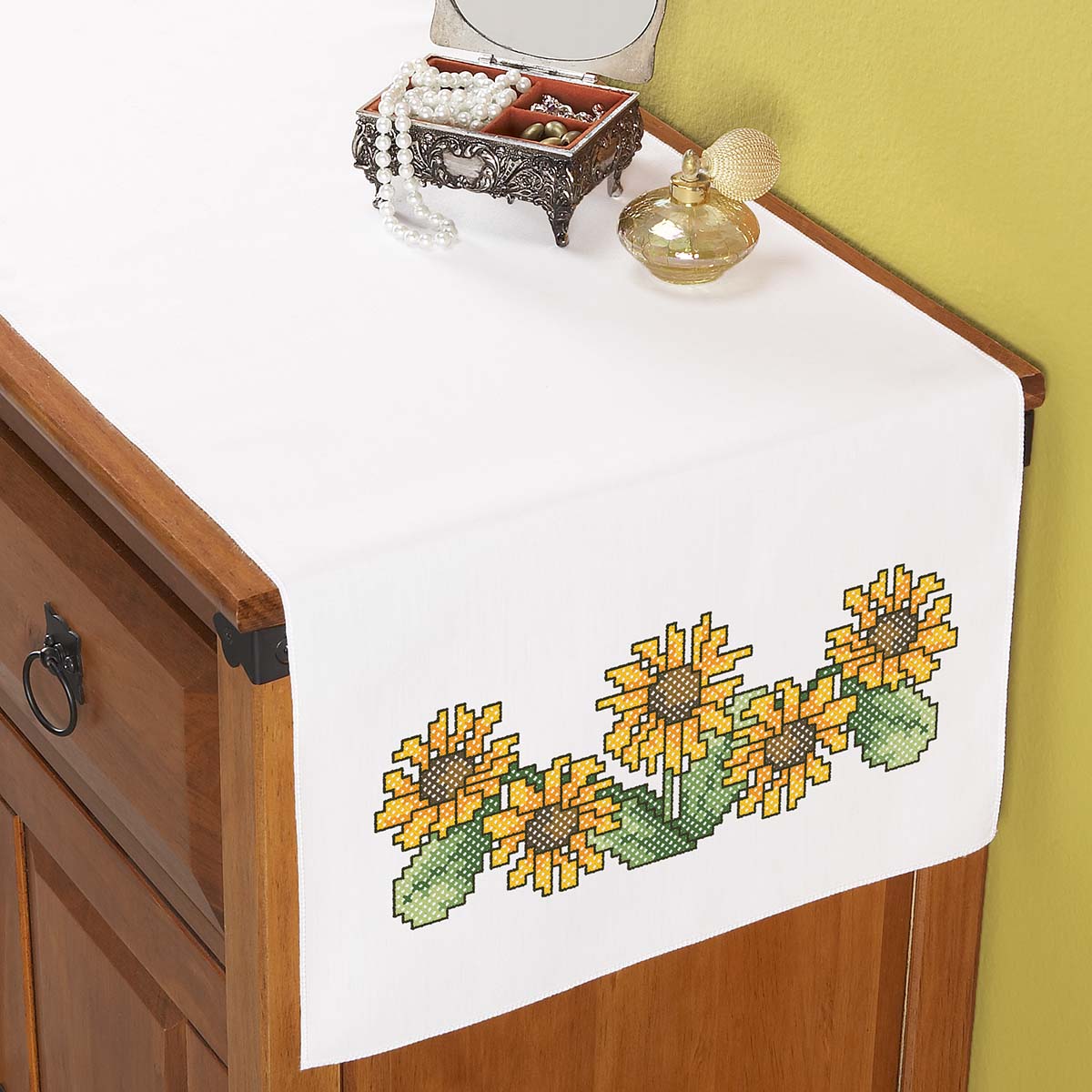 Herrschners Black-Eyed Susans Dresser Scarf Stamped Cross-Stitch