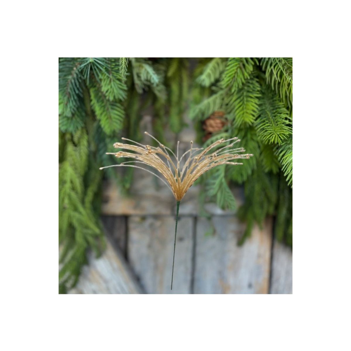 18&#x22; Heavy Beaded Starburst Spray: Gold