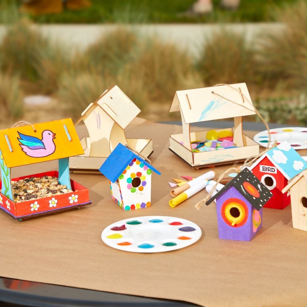 Colorations Wooden Birdhouses, Set of 6 Craft for Kids, Decorate Your Own Craft for Kids, Unfinished Wood, Ready to Paint or Decorate with Unique Designs, Personalize each Craft, Craft for Children