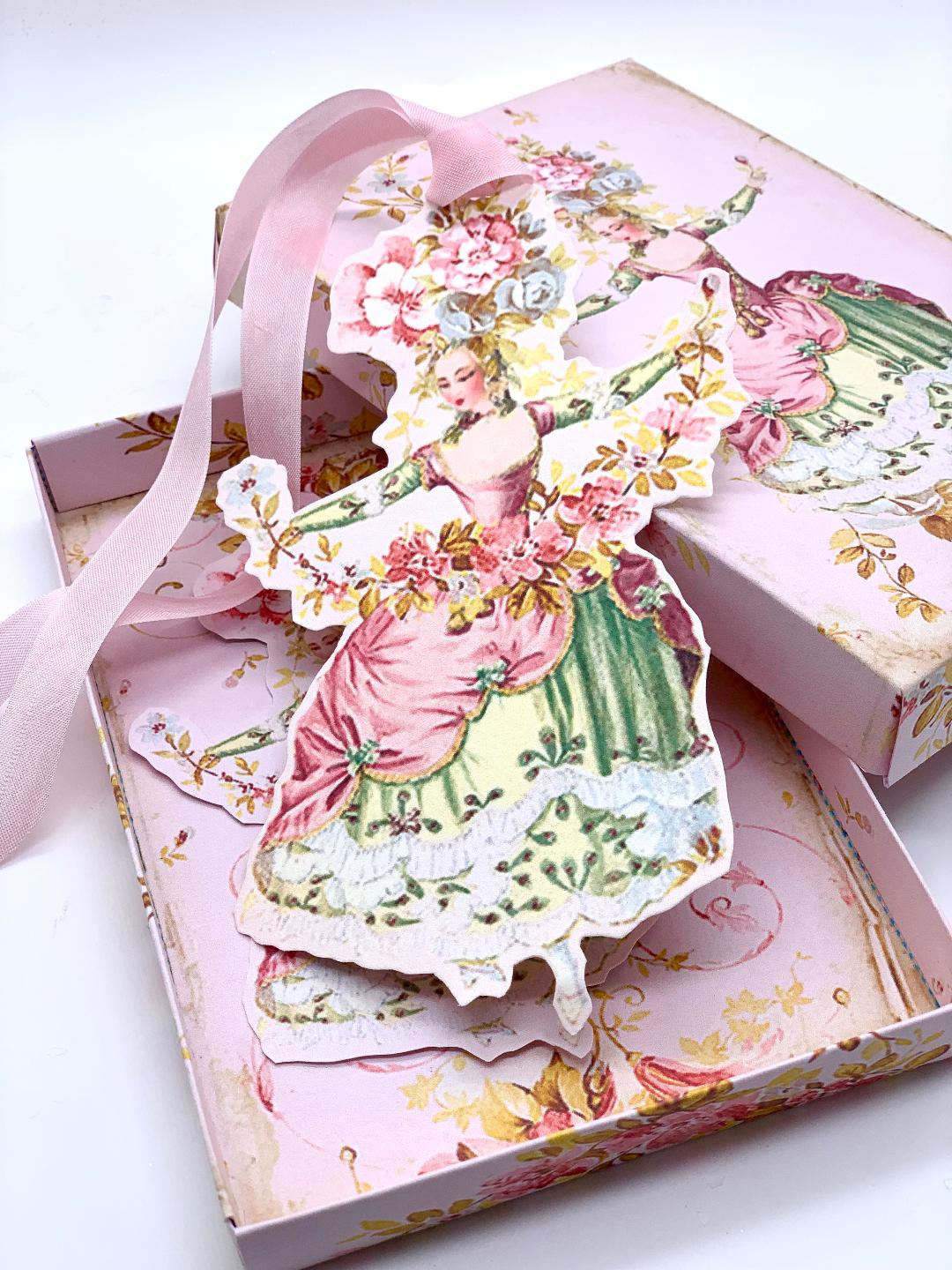 Marie Antoinette Handmade Box with Goldleaf and Four Fancy