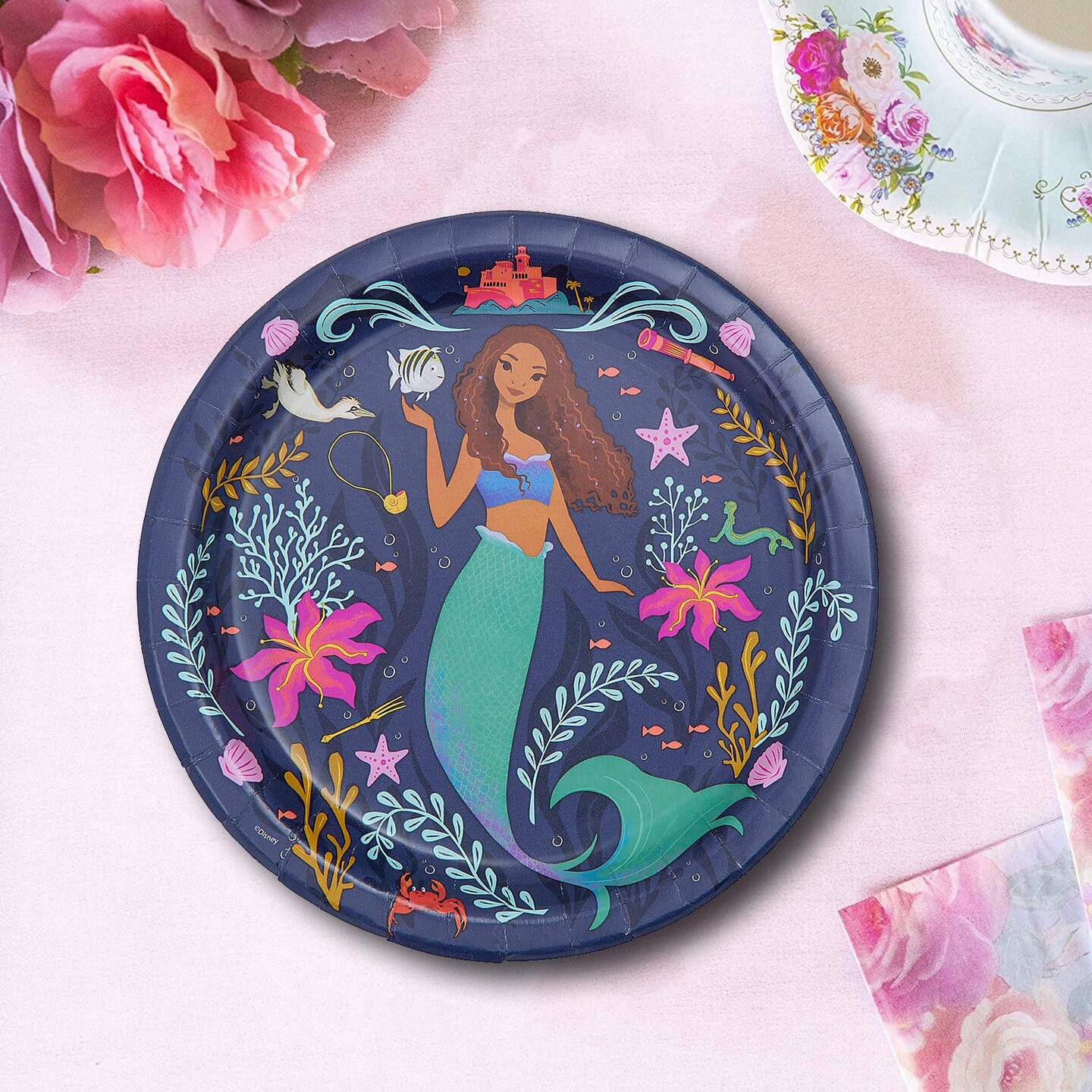 8 Count Mermaid Party Paper Dinner Plates 9" Ariel & Sea Friends Theme for Birthday Celebrations