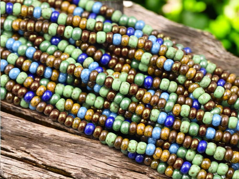 5/0 Aged Meiji Picasso Mix Seed Bead Mix (21&#x22; Strand)