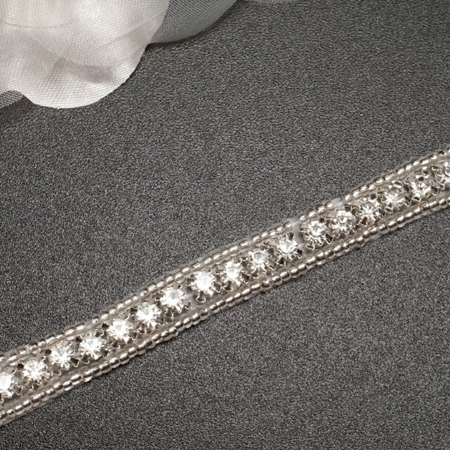 1/4&#x22; x 5 Yards Silver Iron On Rhinestone Trim