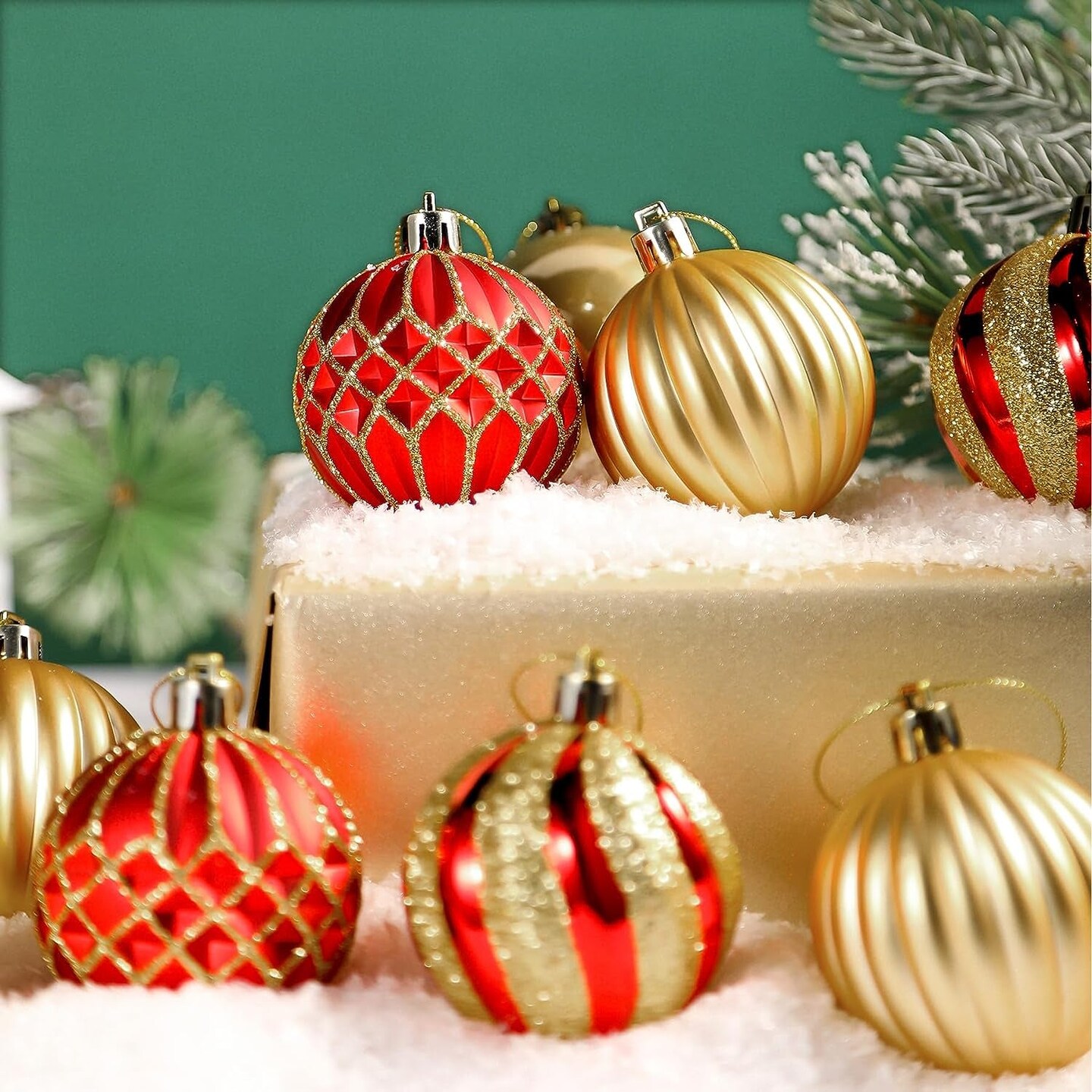 30Ct 2.36 Inch Christmas Tree Balls Ornaments, Colored Shatterproof Plastic Decorative Baubles for Xmas Tree Decor Holiday Party Wedding Decoration (Red &#x26; Gold, 60Mm)